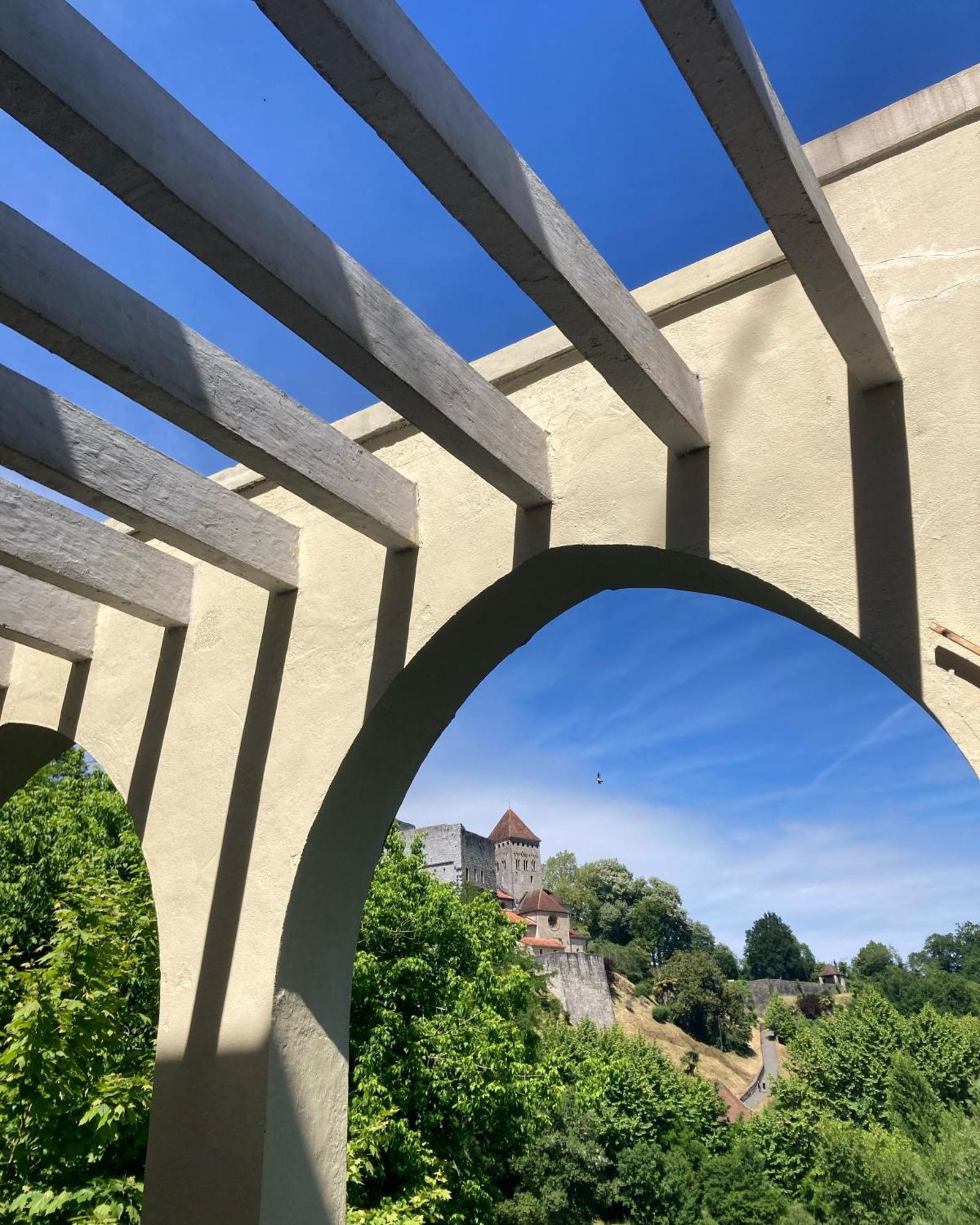 Chambres du Pont de la Légende Sauveterre-de-Bearn Exterior foto